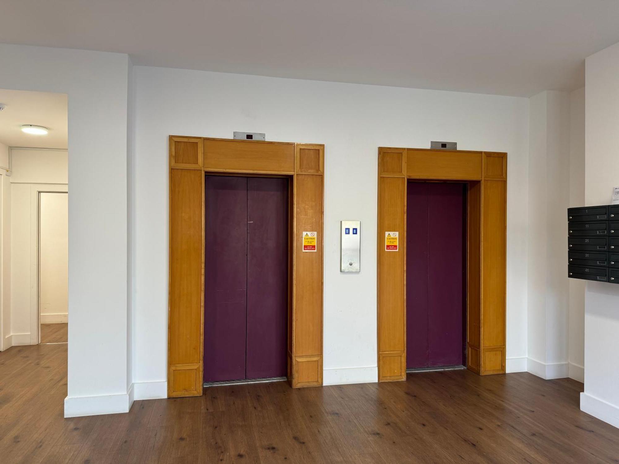 Elegant One Bedroom Apartment Swindon Dış mekan fotoğraf